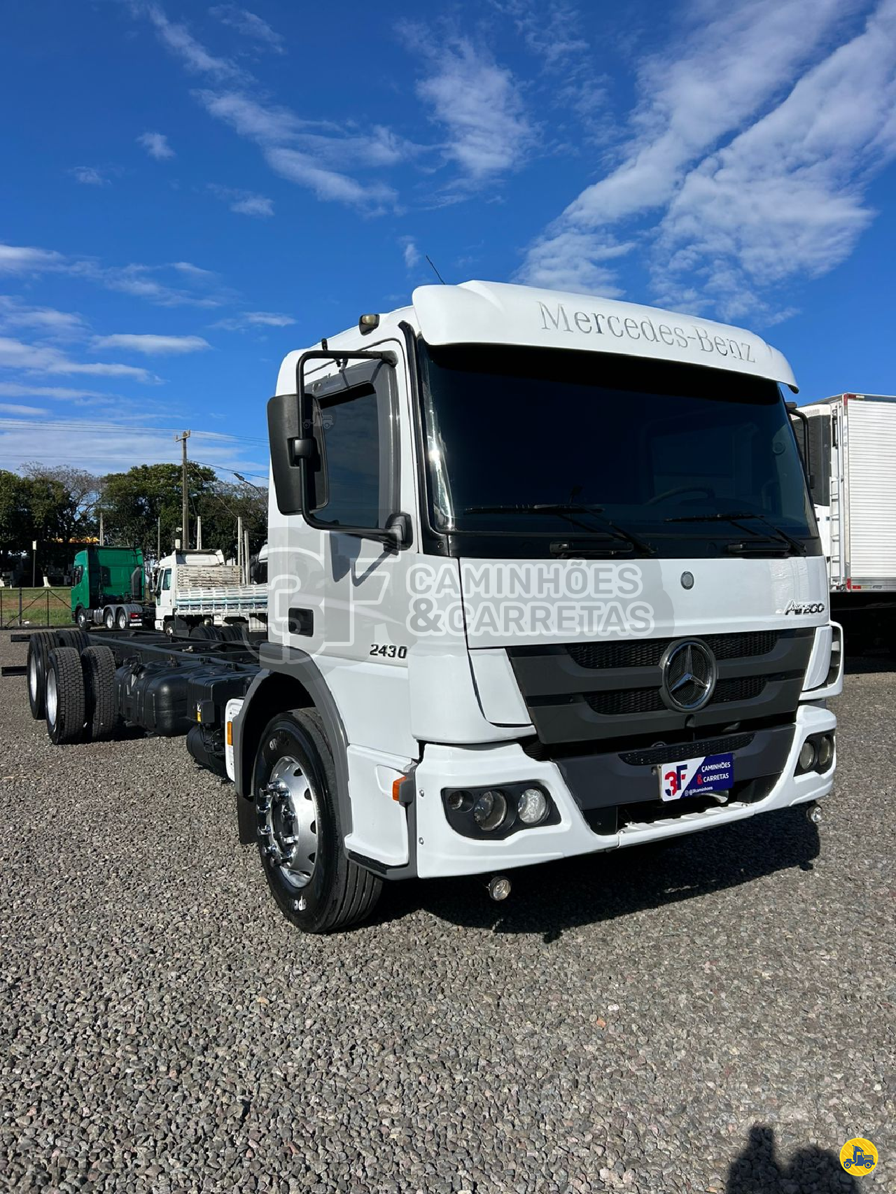 CAMINHAO MERCEDES-BENZ MB 2430 Chassis Truck 6x2 3F Caminhões & Carretas CONCORDIA SANTA CATARINA SC